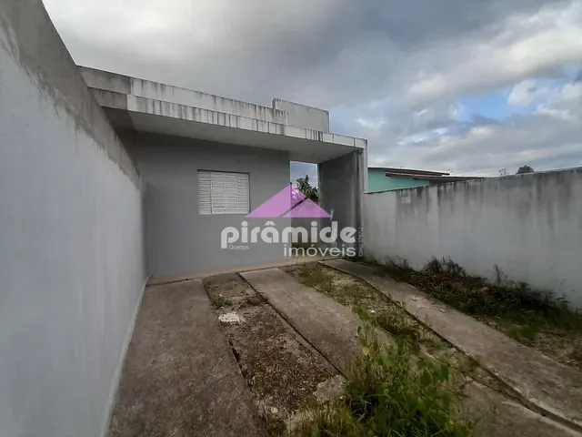 Casa com 150m² 2 quartos e 1 banheiro, à venda, no bairro Balneário Recanto do Sol em Caraguatatuba