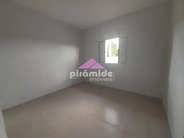 Casa com 150m² 2 quartos e 1 banheiro, à venda, no bairro Balneário Recanto do Sol em Caraguatatuba