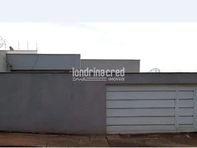 Casa com 265m² 3 quartos e 2 banheiros, à venda, no bairro Vila Larsen 1 em Londrina