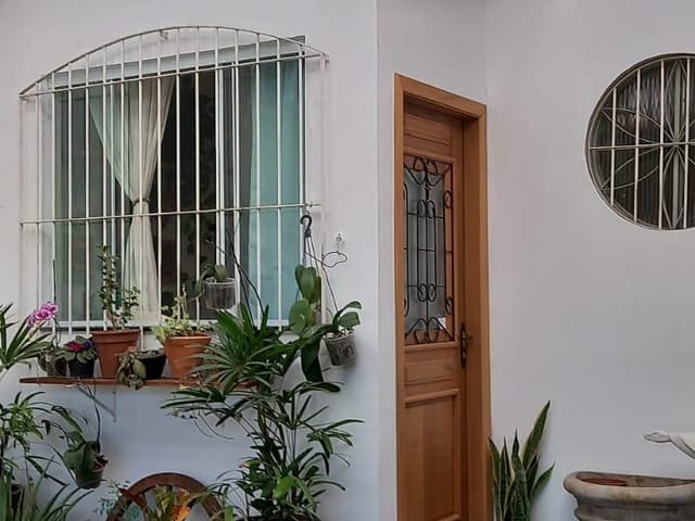 Casa com 137m² 2 quartos e 2 banheiros, à venda, no bairro Vila Naly em Caçapava