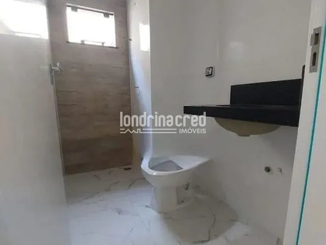 Casa com 143m² 3 quartos e 2 banheiros, à venda, no bairro Conjunto Habitacional Doutor José dos Santos Rocha em Cambé
