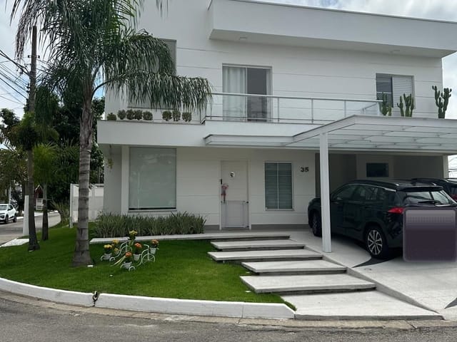 Casa 3 quartos e 4 banheiros, à venda, no bairro Tremembe em Tremembé