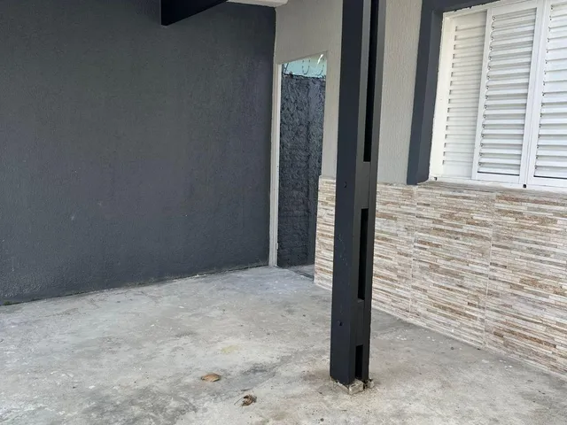 Casa com 200m² 4 quartos e 3 banheiros, à venda, no bairro Vila Nogueira em Taubaté
