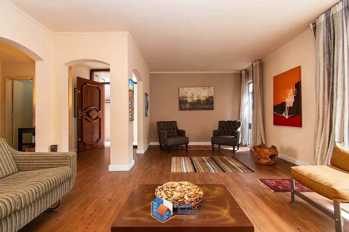 Casa, 3 quartos, 250 m² - Foto 2