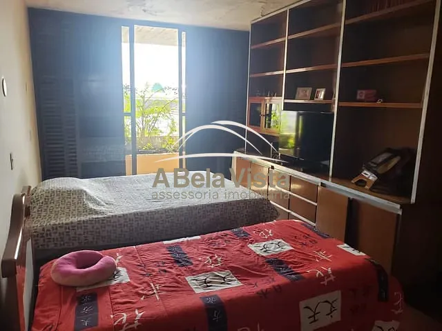 Casa com 300m² 3 quartos e 3 banheiros, à venda, no bairro Centro em Osasco