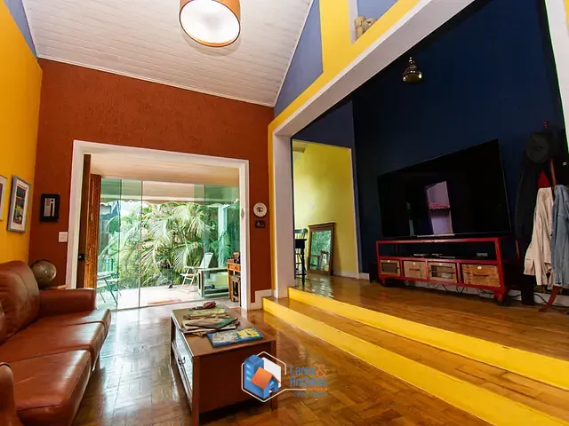 Casa com 300m² 3 quartos e 5 banheiros, à venda, no bairro Vila Albertina em São Paulo
