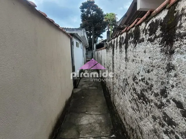 Casa com 48m² 1 quarto e 1 banheiro, para alugar, no bairro Jardim Maringá em São José dos Campos