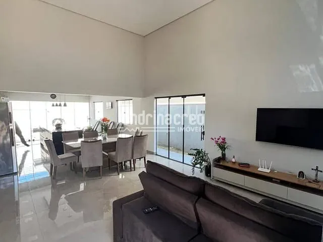 Casa com 312m² 3 quartos e 3 banheiros, à venda, no bairro Condomínio Santa Regina em Londrina