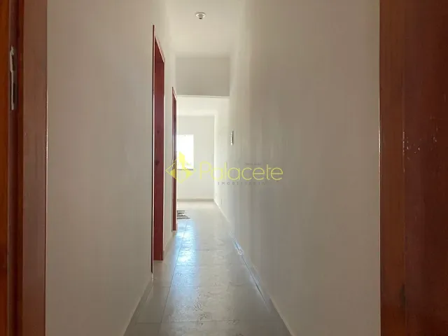 Casa com 125m² 2 quartos e 2 banheiros, à venda, no bairro Jardim Marlene Miranda em Taubaté