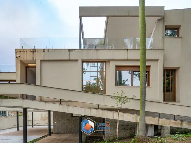 Casa com 542m² 4 quartos e 4 banheiros, à venda, no bairro Pacaembu em São Paulo