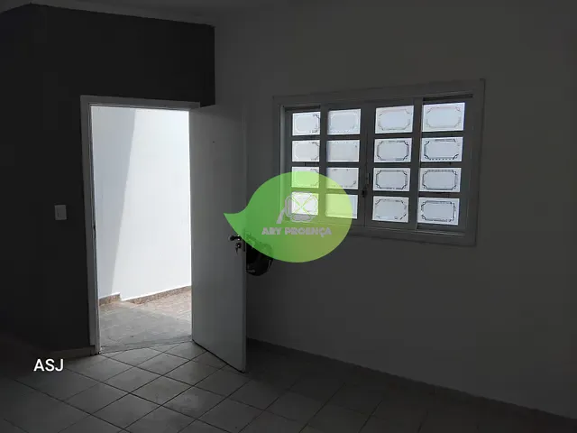 Casa com 125m² 2 quartos e 1 banheiro, à venda, no bairro Jardim Simus em Sorocaba