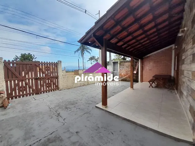 Casa com 300m² 3 quartos e 3 banheiros, à venda, no bairro Massaguaçu em Caraguatatuba