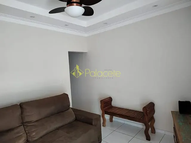 Casa com 125m² 2 quartos e 1 banheiro, à venda, no bairro Residencial Mombaça I em Pindamonhangaba