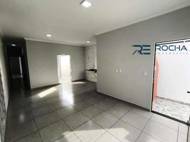 Casa com 125m² 2 quartos e 2 banheiros, à venda, no bairro Residencial e Comercial Portal dos Eucaliptos em Pindamonhangaba