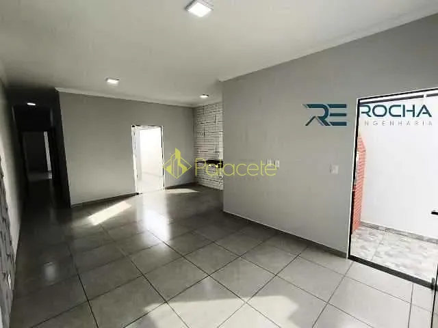 Casa com 125m² 2 quartos e 2 banheiros, à venda, no bairro Residencial e Comercial Portal dos Eucaliptos em Pindamonhangaba