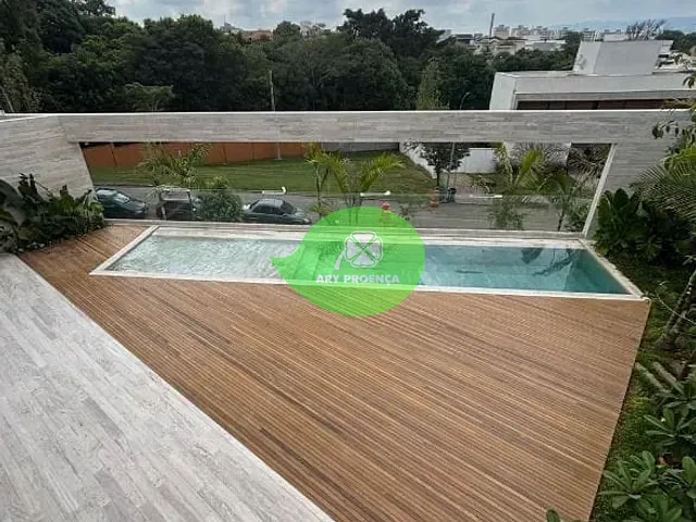 Casa com 640m² 4 quartos e 6 banheiros, à venda, no bairro Alphaville em Votorantim
