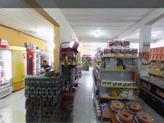 Casa com 300m², à venda, no bairro Bela Vista em Pindamonhangaba