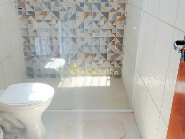Casa com 680m² 2 quartos e 3 banheiros, à venda, no bairro Santa Terezinha em Aparecida