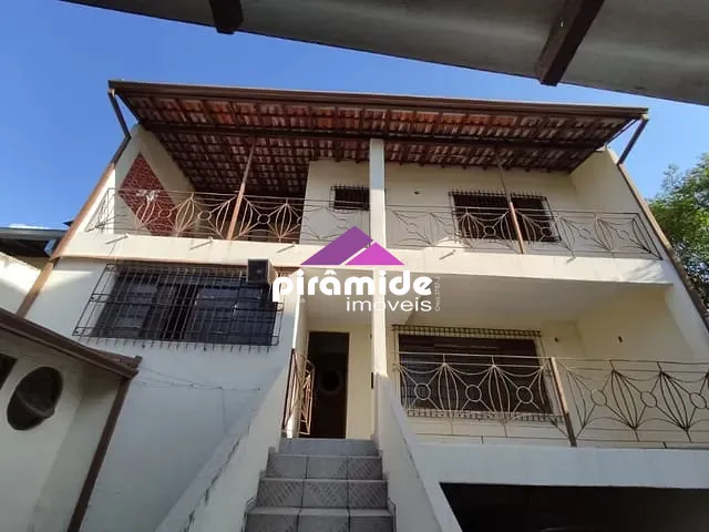 Casa com 300m² 3 quartos e 2 banheiros, à venda, no bairro Jardim Souto em São José dos Campos