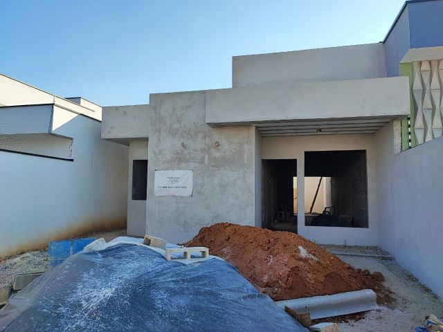 Casa com 176m² 3 quartos e 1 banheiro, à venda, no bairro Loteamento Santa Clara em Pindamonhangaba