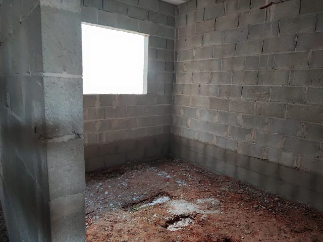 Casa com 176m² 3 quartos e 1 banheiro, à venda, no bairro Loteamento Santa Clara em Pindamonhangaba