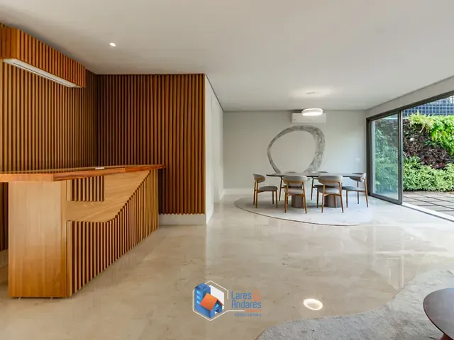 Casa com 523m² 3 quartos e 5 banheiros, à venda, no bairro Jardim Europa em São Paulo