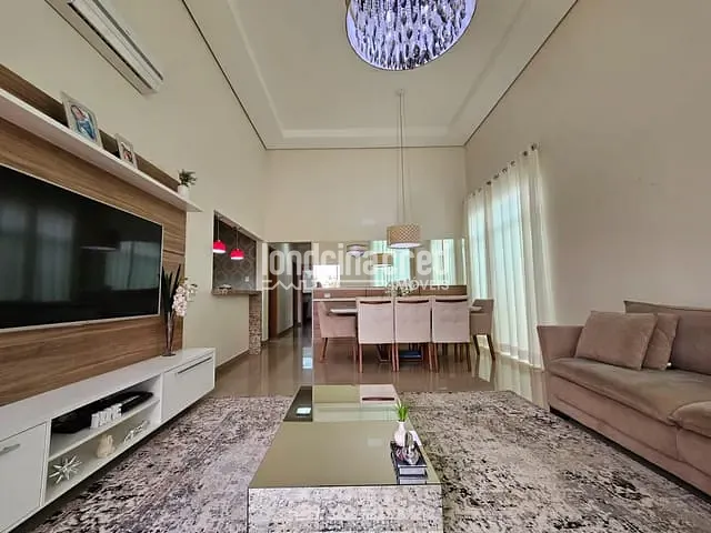 Casa com 252m² 3 quartos e 3 banheiros, à venda, no bairro CONDOMÍNIO MORADA DAS FLORES em Cambé