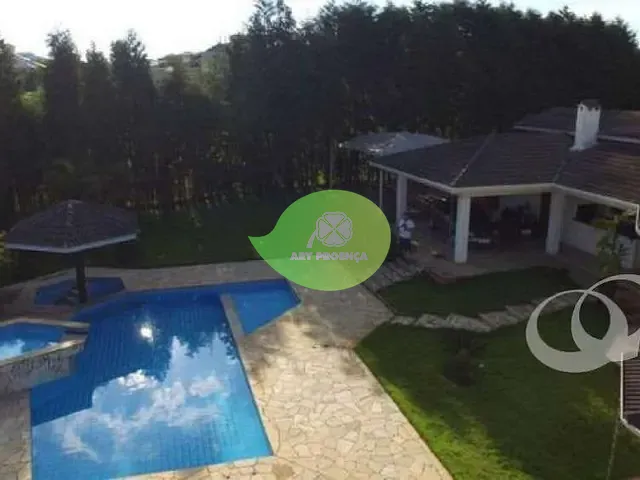 Casa com 1587m², à venda, no bairro Parque Village Castelo em Itu