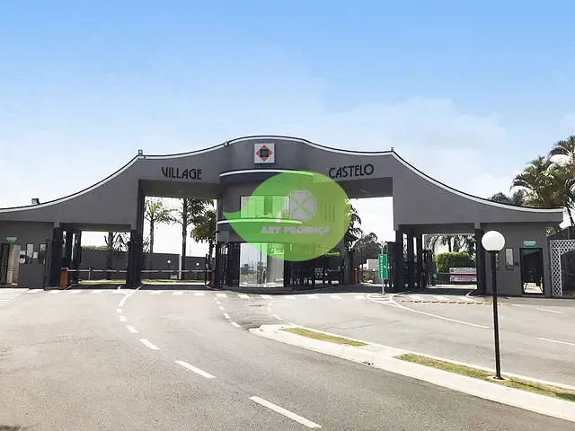 Casa com 1587m², à venda, no bairro Parque Village Castelo em Itu