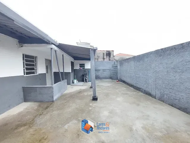 Casa com 500m² 5 quartos e 4 banheiros, à venda, no bairro Vila Fachini em São Paulo