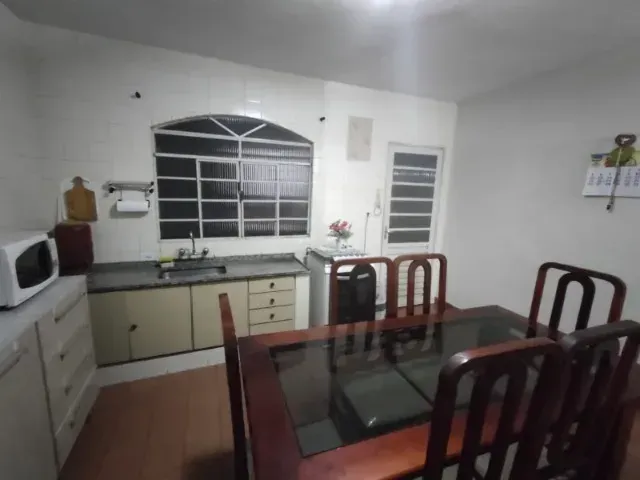 Casa 3 quartos e 1 banheiro, à venda, no bairro Alto São Pedro em Taubaté