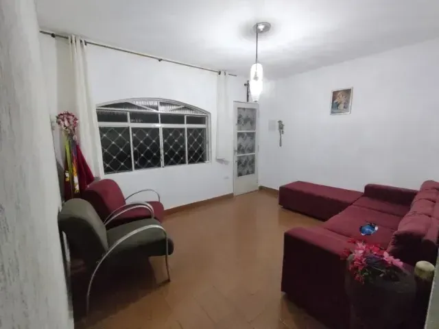 Casa 3 quartos e 1 banheiro, à venda, no bairro Alto São Pedro em Taubaté
