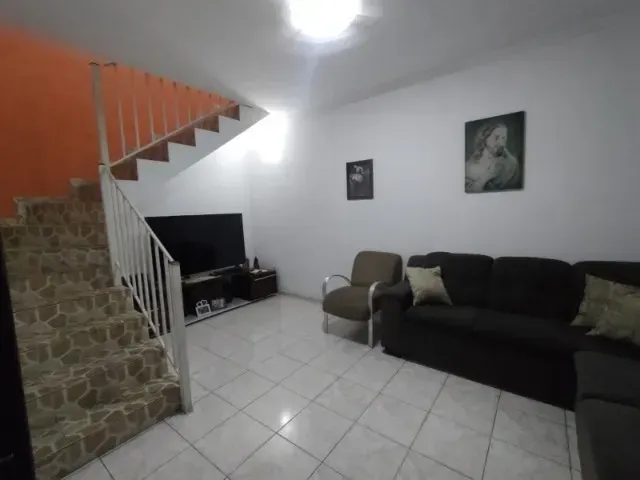 Casa 3 quartos e 1 banheiro, à venda, no bairro Alto São Pedro em Taubaté