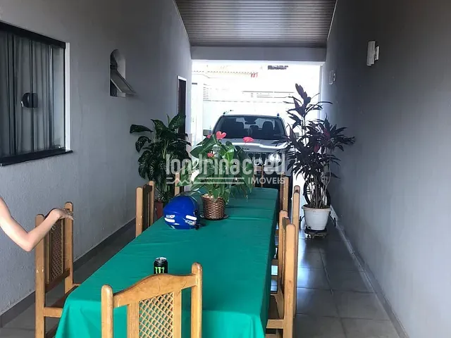 Casa com 259m² 3 quartos e 3 banheiros, à venda, no bairro Jardim do Lago em Cambé