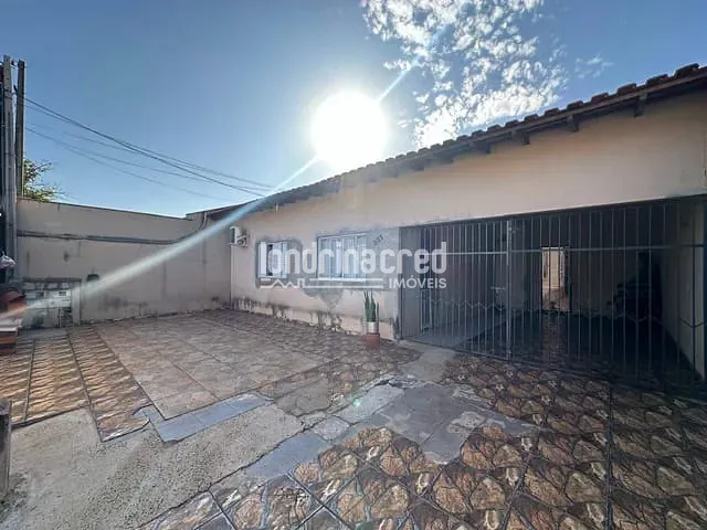 Casa com 262m² 3 quartos e 3 banheiros, à venda, no bairro Jardim Ideal em Londrina