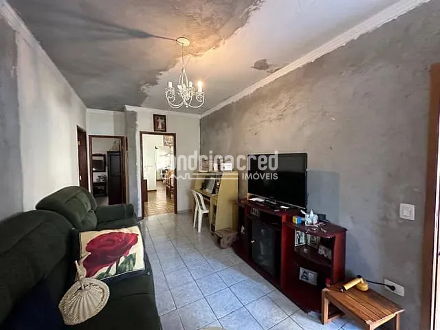 Casa com 262m² 3 quartos e 3 banheiros, à venda, no bairro Jardim Ideal em Londrina