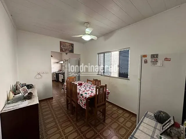 Casa com 262m² 3 quartos e 3 banheiros, à venda, no bairro Jardim Ideal em Londrina