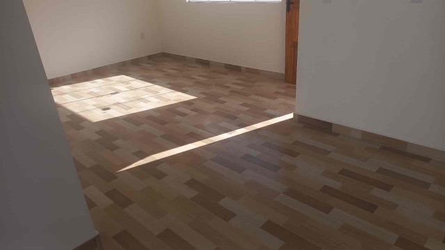 Casa com 200m² 2 quartos e 2 banheiros, à venda, no bairro Loteamento Residencial e Comercial Araguaia em Pindamonhangaba