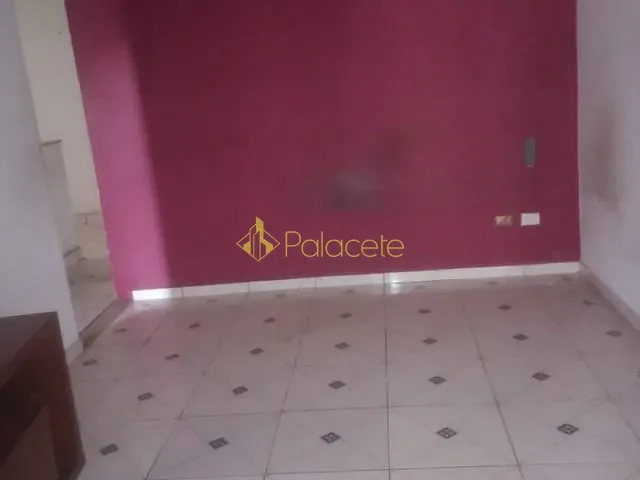 Casa 2 quartos e 1 banheiro, à venda, no bairro Estiva em Taubaté