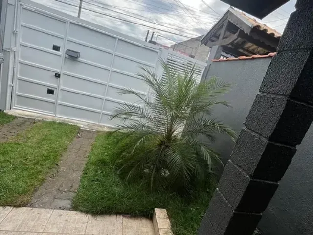 Casa 2 quartos e 1 banheiro, à venda, no bairro Loteamento Parque Piracangaguá em Taubaté