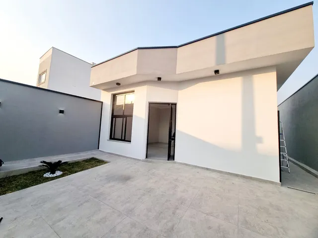 Casa com 175m² 3 quartos e 1 banheiro, à venda, no bairro Loteamento Residencial e Comercial Flamboyant em Pindamonhangaba
