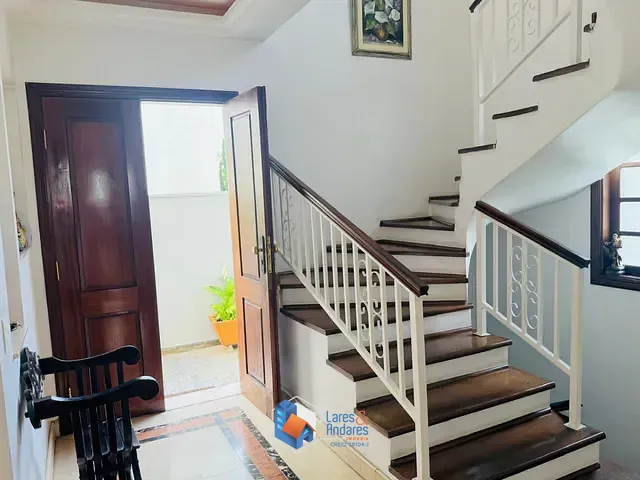 Casa com 340m² 3 quartos e 6 banheiros, à venda, no bairro Jardim Colombo em São Paulo
