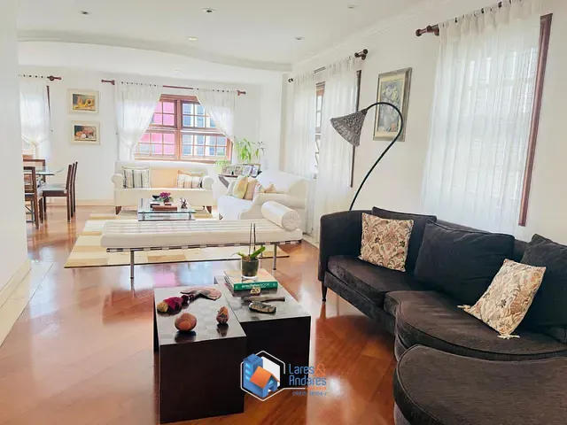 Casa com 340m² 3 quartos e 6 banheiros, à venda, no bairro Jardim Colombo em São Paulo