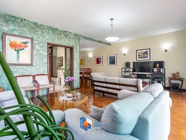 Casa com 315m² 4 quartos e 5 banheiros, à venda, no bairro Planalto Paulista em São Paulo