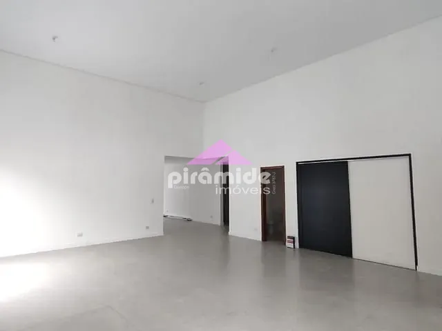 Casa com 700m² 4 quartos e 5 banheiros, à venda, no bairro Urbanova em São José dos Campos