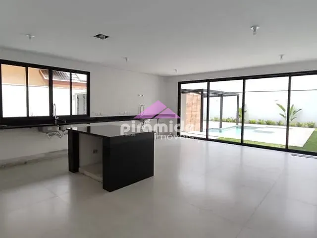 Casa com 700m² 4 quartos e 5 banheiros, à venda, no bairro Urbanova em São José dos Campos