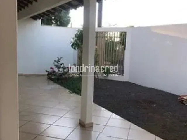Casa com 253m² 3 quartos e 2 banheiros, à venda, no bairro Jardim Cinquentenário em Ibiporã