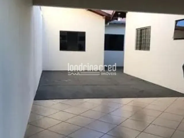 Casa com 253m² 3 quartos e 2 banheiros, à venda, no bairro Jardim Cinquentenário em Ibiporã