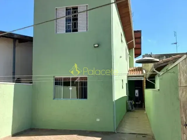 Casa 3 quartos e 4 banheiros, à venda, no bairro Nossa Senhora do Perpétuo Socorro em Pindamonhangaba