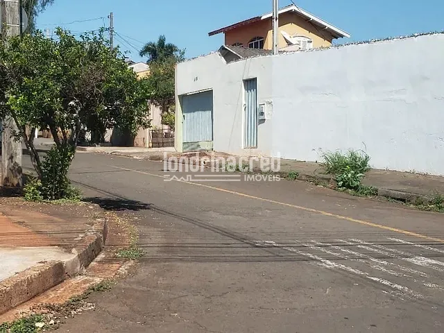 Casa com 328m², à venda, no bairro Jardim dos Estados em Londrina